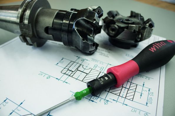 Afbeelding - https-www-ez-catalog-nl-Asset-d6080d34ef0e471c954b25f5a1e3521a-ImageFullSize-Im-2852-Wendeschneidplatte-TorqueVario-S-01-jpg